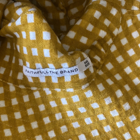 Faithfull the Brand Matching Terry Gingham Set with Bucket Hat - Picture 6 of 6